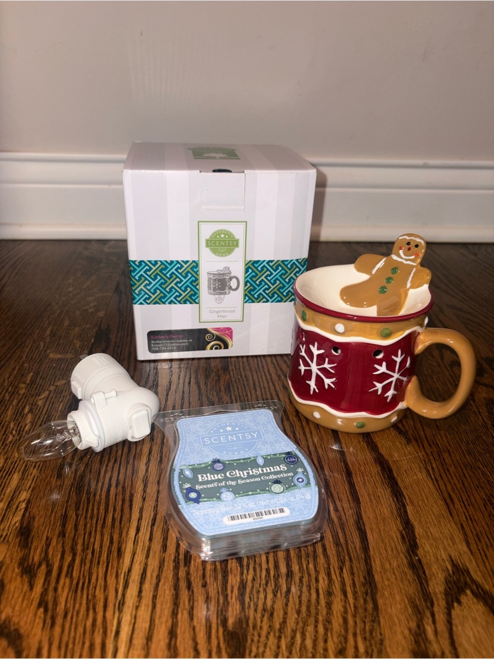 New Scentsy Gingerbread Plug In Warmer